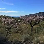 Campismo de Luxo La Yurta Naranja *