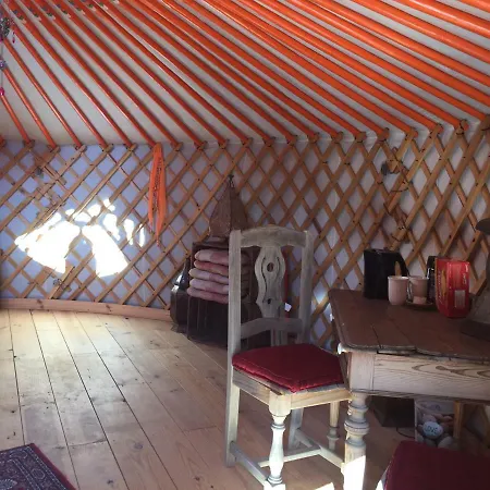 La Yurta Naranja Lyxtält *